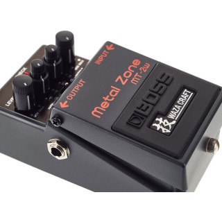 BOSS MT-2W Waza Metal Zone Distortion Pedalı BOSS MT-2W Waza Metal Zone Distortion Pedalı