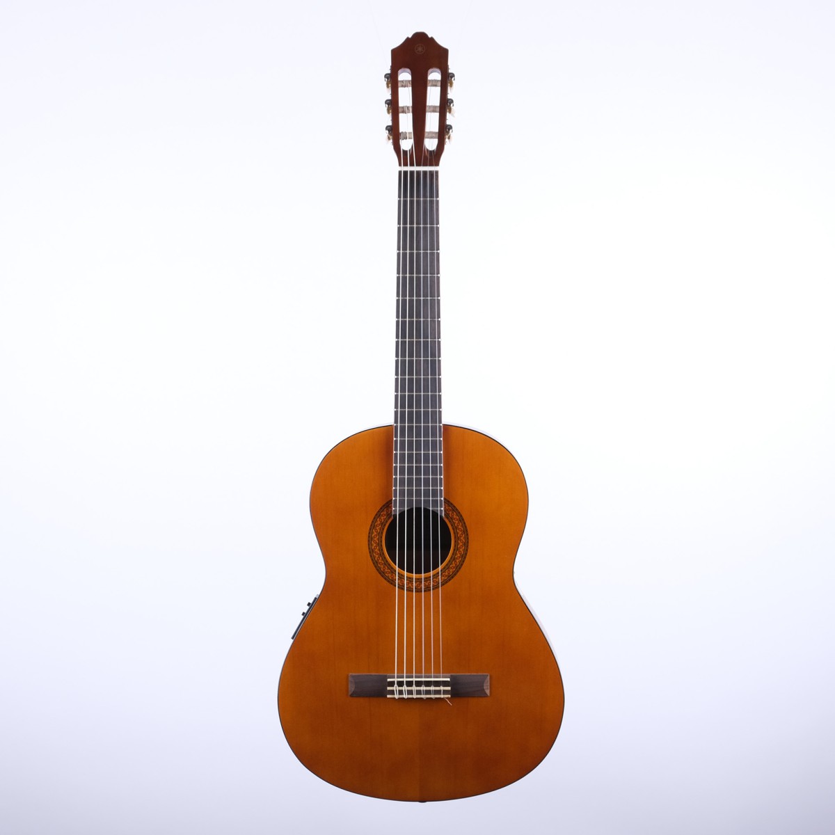 [Outlet] Yamaha C40 Klasik Gitar (Natural) (OL 24-24046)
