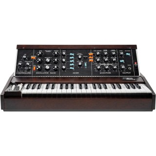 Moog 2022 Edition Minimoog Model D Analog Synthesizer (Maun)
